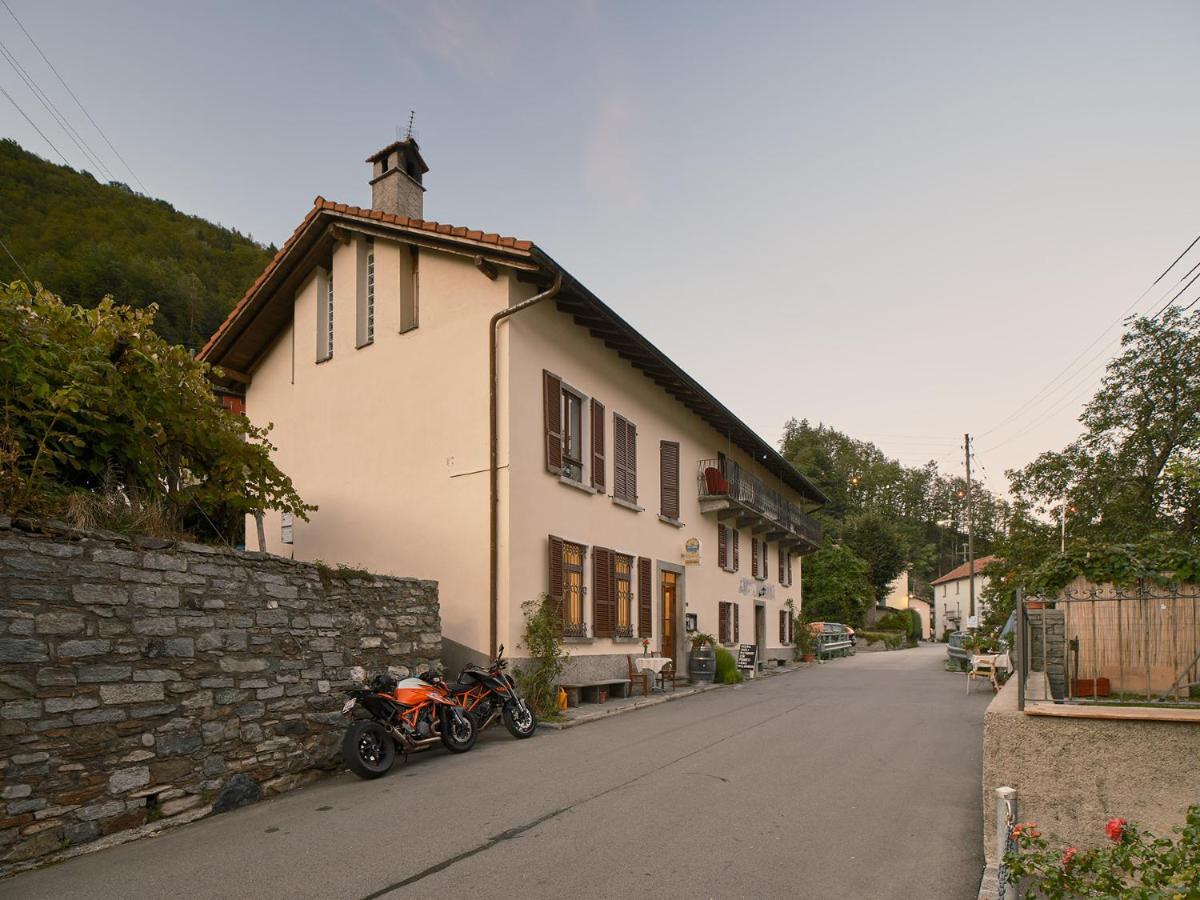 Osteria Gruetli Con Alloggio Borgnone المظهر الخارجي الصورة